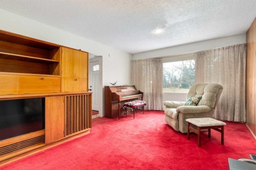 2043 Ungava Road Nw, Calgary, AB 