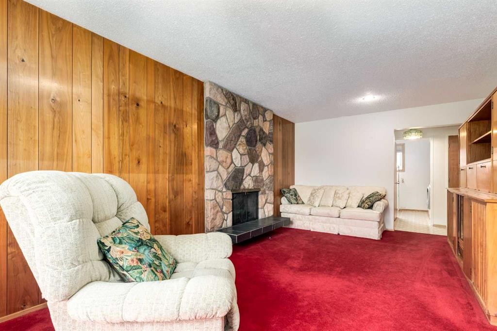 2043 Ungava Road Nw, Calgary, AB