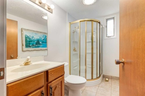 2043 Ungava Road Nw, Calgary, AB 