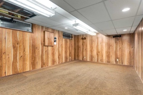 2043 Ungava Road Nw, Calgary, AB 