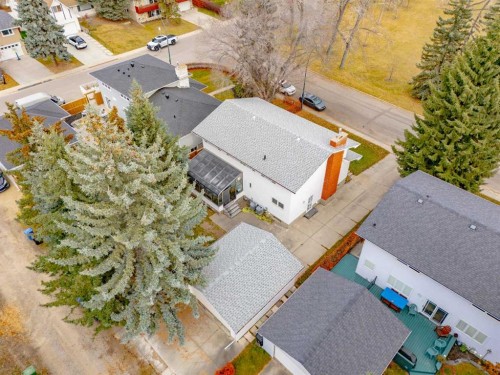 2043 Ungava Road Nw, Calgary, AB 