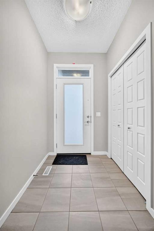 329 Seton Circle Se, Calgary, AB