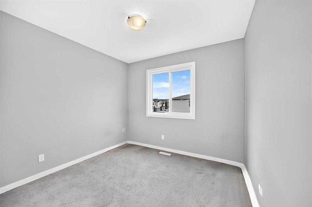 329 Seton Circle Se, Calgary, AB