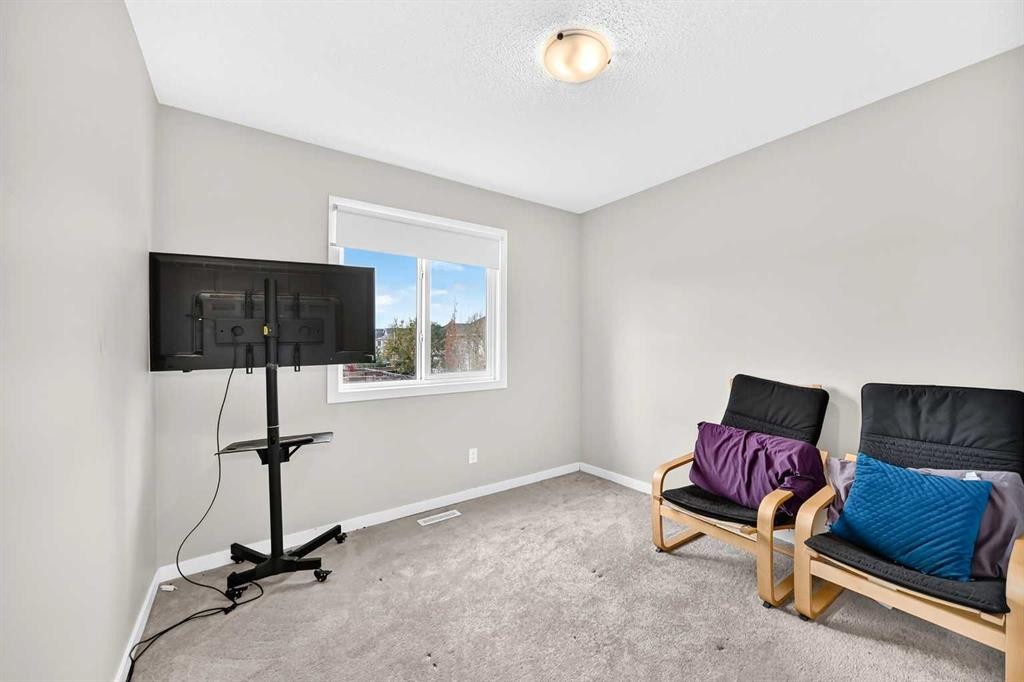 329 Seton Circle Se, Calgary, AB