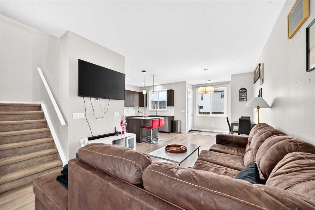 329 Seton Circle Se, Calgary, AB