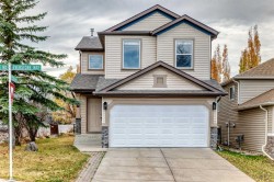140 Everstone Way SW Calgary, AB T2Y 4J8
