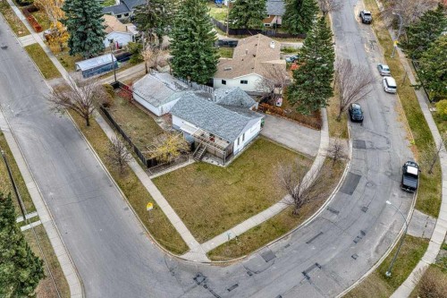 8528 Bowglen Road Nw, Calgary, AB 
