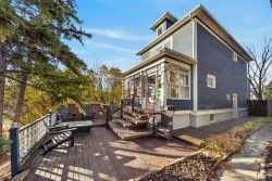 2619 15 Street SW Calgary, AB T2T 3Z8