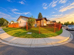 3040 Rundleside Drive NE Calgary, AB T1Y 1G3