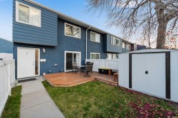 9-251 90 Avenue SE Calgary, AB T5J 1R3