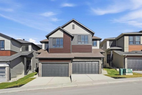 111 Heritage Manor  Cochrane, AB T4C 3K8