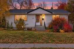 487 Northmount Drive NW Calgary, AB T2K 3J1