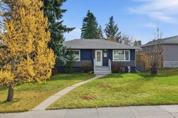 3239 Kenmare Crescent SW Calgary, AB T3E 4R4