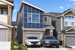 40 Sage Bluff Way NW Calgary, AB T3R 1T1