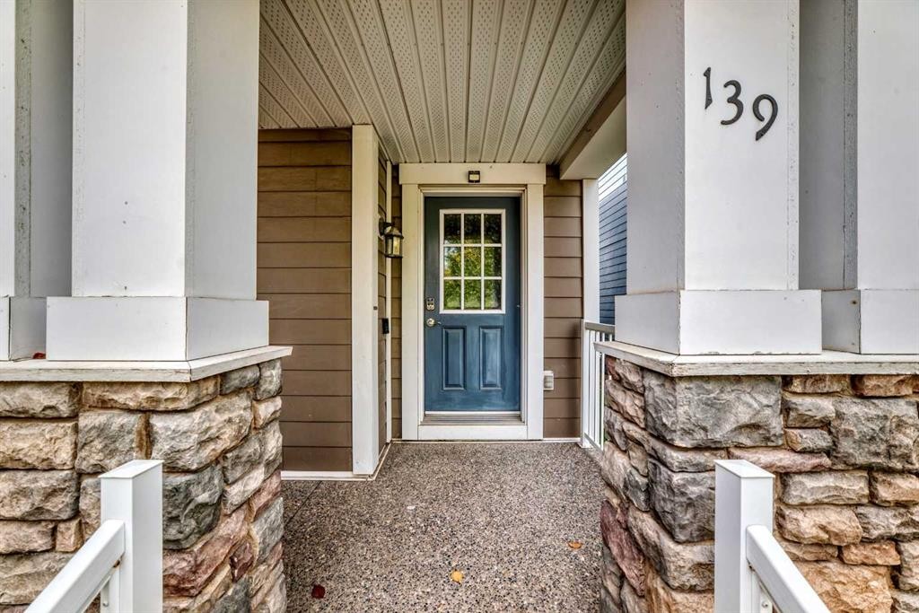 139 89 Street Sw, Calgary, AB