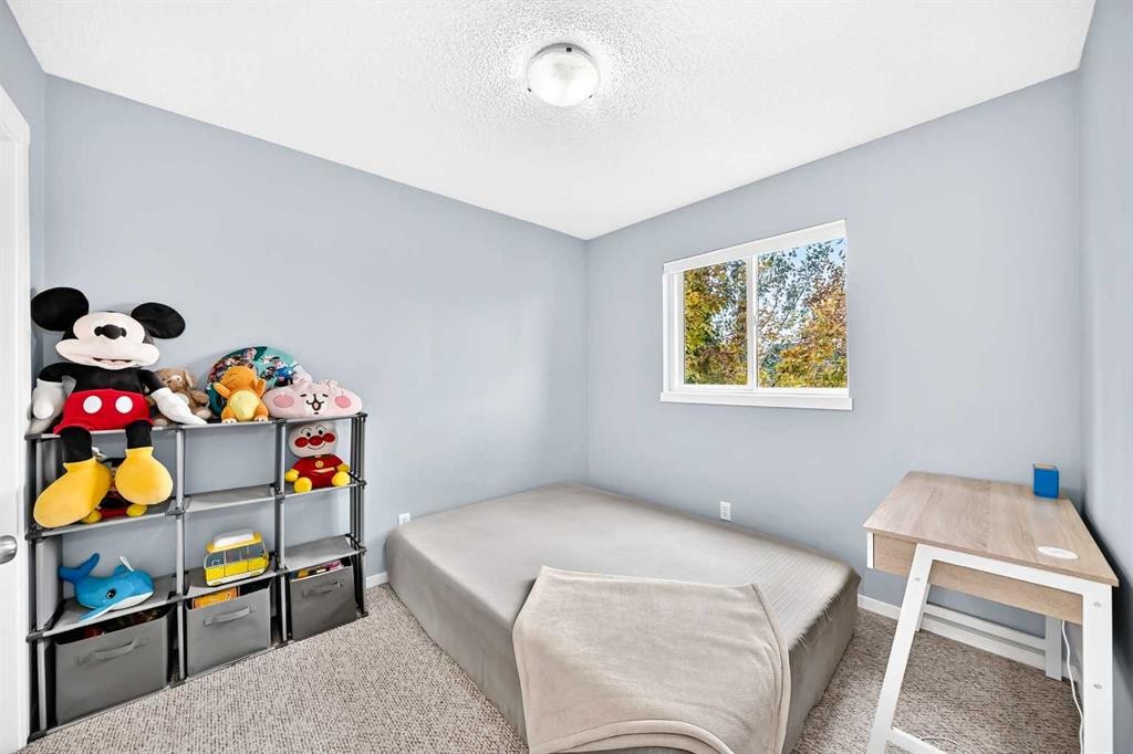 139 89 Street Sw, Calgary, AB