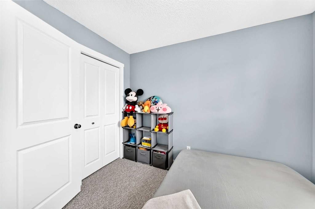 139 89 Street Sw, Calgary, AB