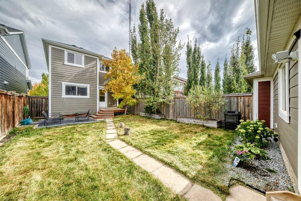 139 89 Street Sw, Calgary, AB