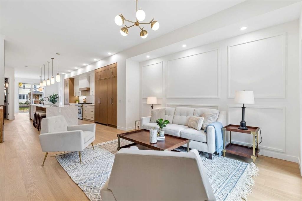 1637 Bowness Road Nw, Calgary, AB
