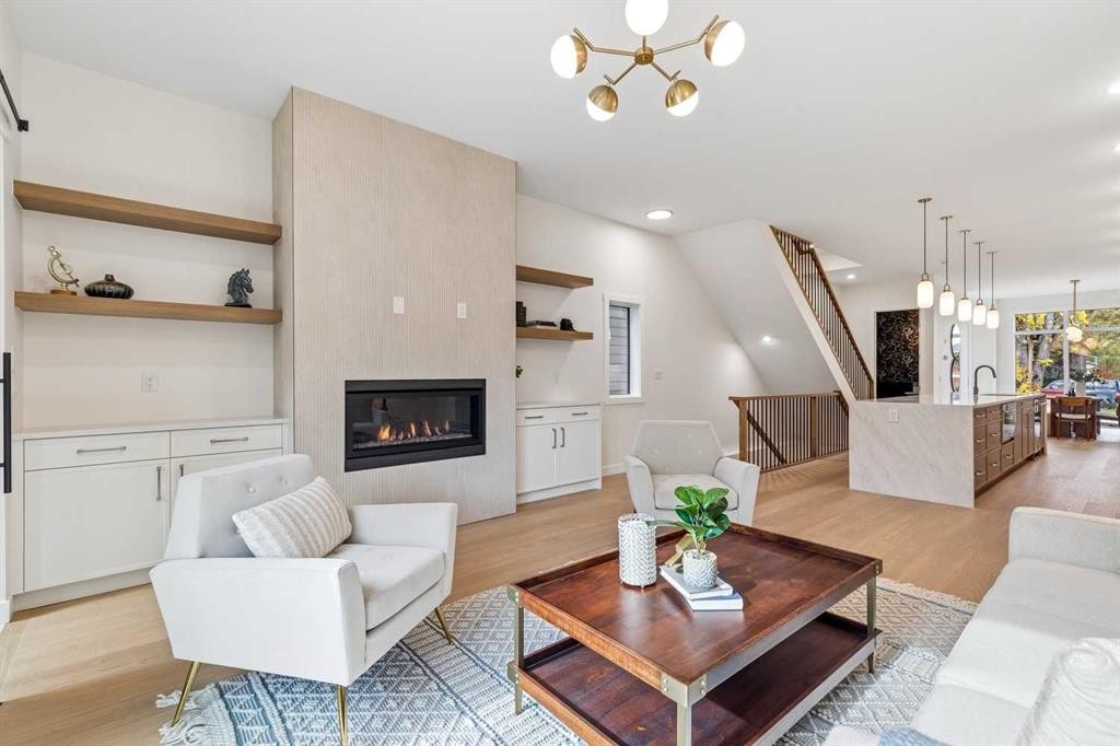 1637 Bowness Road Nw, Calgary, AB