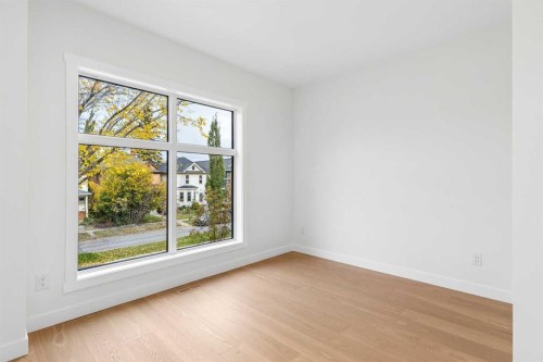 1637 Bowness Road Nw, Calgary, AB 