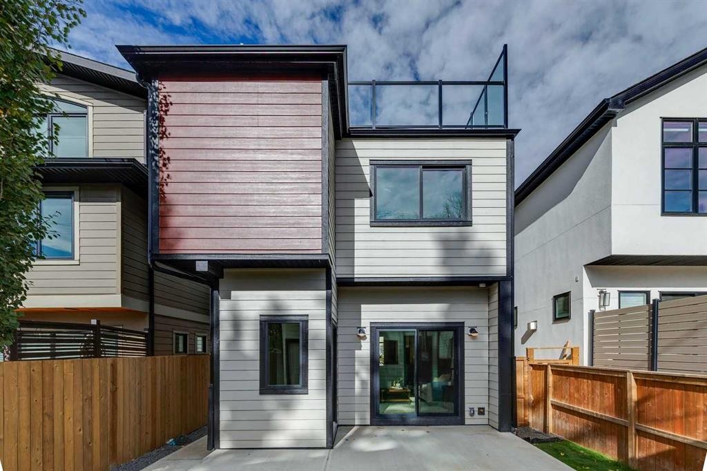 1637 Bowness Road Nw, Calgary, AB