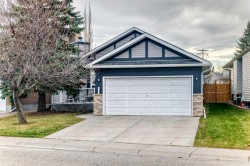 11 Shawbrooke Circle SW Calgary, AB T2Y 2Y4
