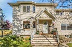 555 Killarney Glen Court SW Calgary, AB T3E 7H4
