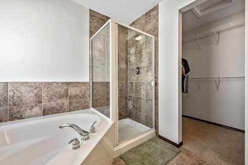 180 Chapalina Heights Se, Calgary, AB 