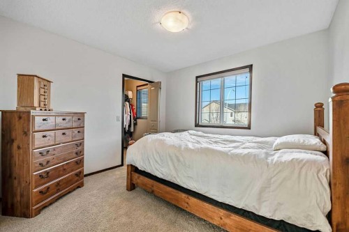 180 Chapalina Heights Se, Calgary, AB 