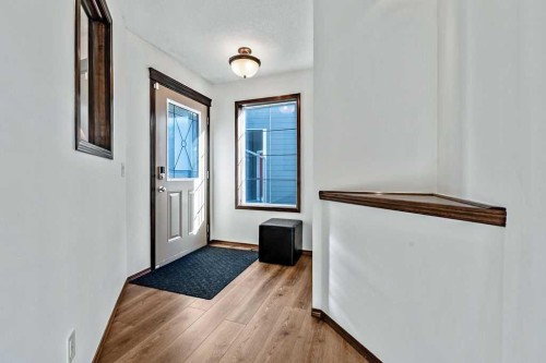 180 Chapalina Heights Se, Calgary, AB 