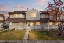 93-1555 Falconridge Drive NE Calgary, AB T3J 1L8