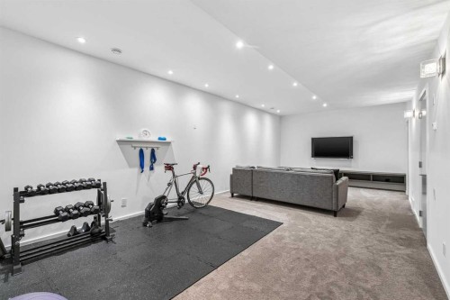 2333 3 Avenue Nw, Calgary, AB 