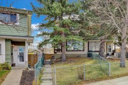 35 Berkley Court NW Calgary, AB T3K 1B7