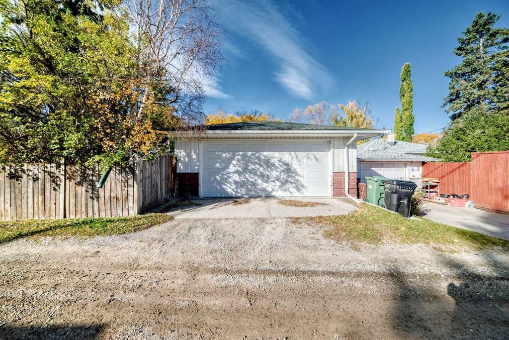 1936 45 Street Sw, Calgary, AB