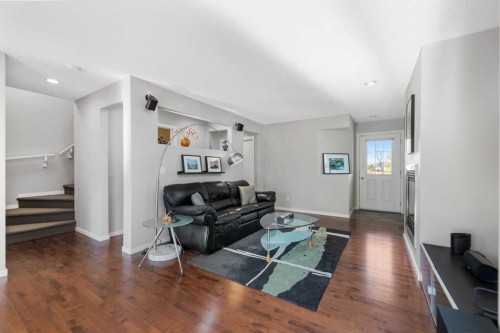 208 Sage Valley Drive Nw, Calgary, AB 