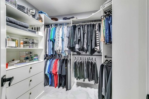 63 Prominence Point Sw, Calgary, AB 