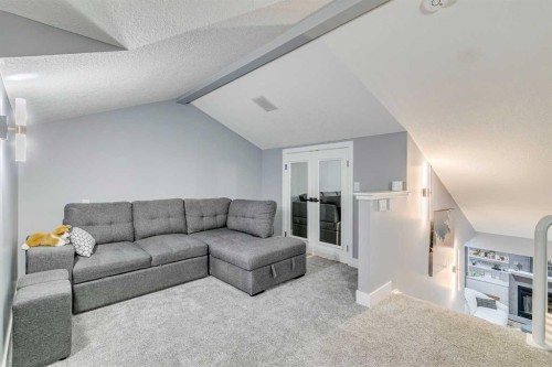 63 Prominence Point Sw, Calgary, AB 