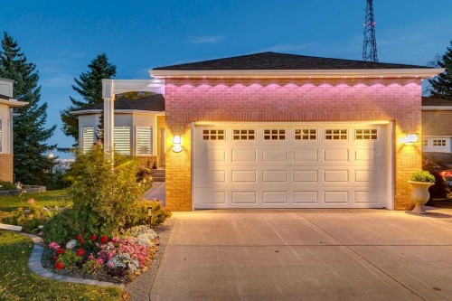 63 Prominence Point Sw, Calgary, AB 