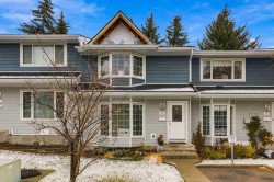 6 Bermuda Lane NW Calgary, AB T3K 2K2