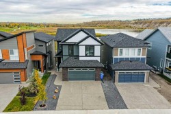 141 Wolf Hollow Villas SE Calgary, AB T2X 5K1
