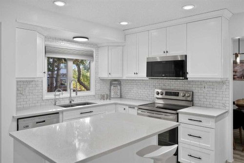 40 Silver Ridge Court Nw, Calgary, AB 