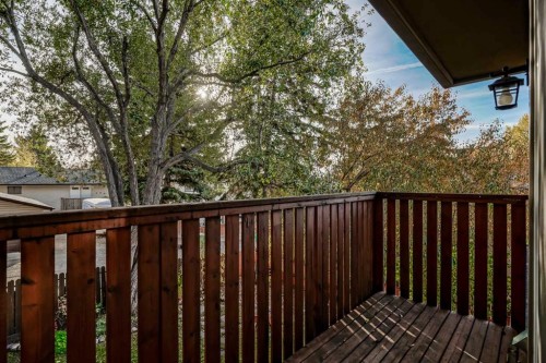 40 Silver Ridge Court Nw, Calgary, AB 