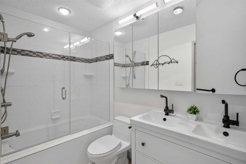 40 Silver Ridge Court Nw, Calgary, AB 