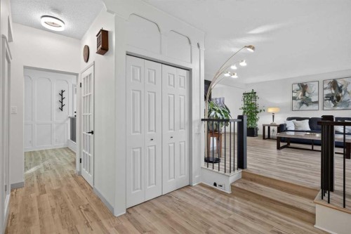 40 Silver Ridge Court Nw, Calgary, AB 
