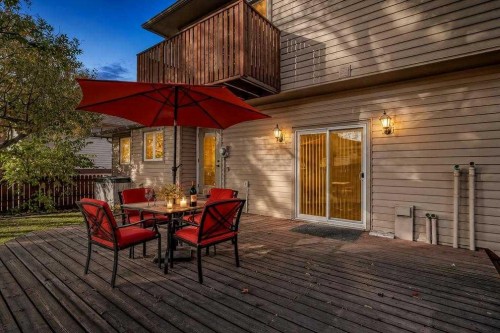 40 Silver Ridge Court Nw, Calgary, AB 
