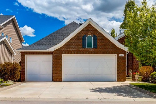 237 Aspenmere Circle  Chestermere, AB T1X 0T6