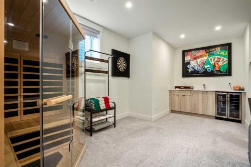 228 33 Avenue Ne, Calgary, AB 