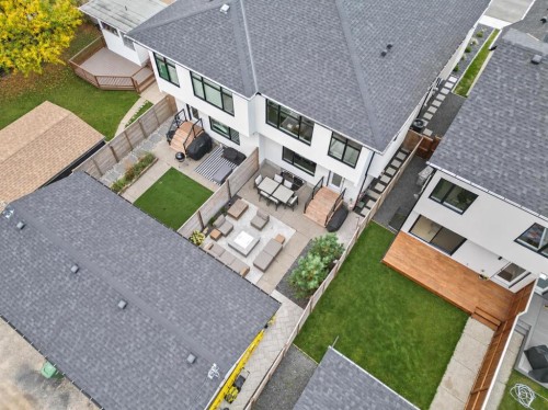 228 33 Avenue Ne, Calgary, AB 
