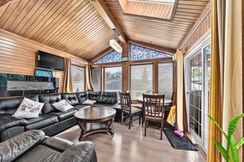 5447 Rundleview Road Ne, Calgary, AB 